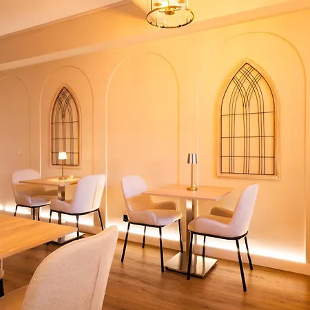 Motto Boutique Old Town - Butikowe Na Starówce Nocleg ze śniadaniem 4*