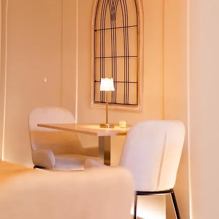 Nocleg ze śniadaniem Motto Boutique Old Town - Butikowe Na Starówce 4*